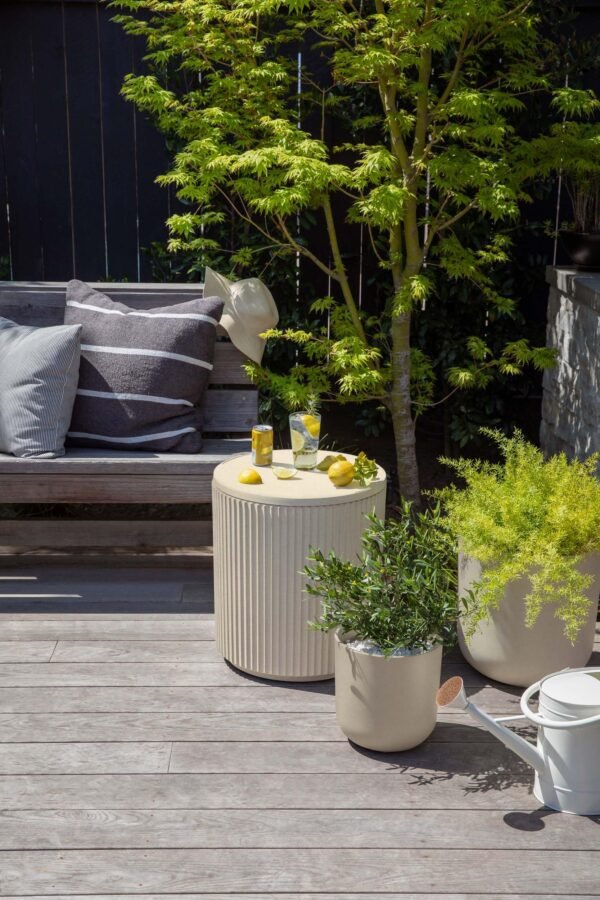 Outdoor Cooler Side Table - 2 in 1 - Image 5